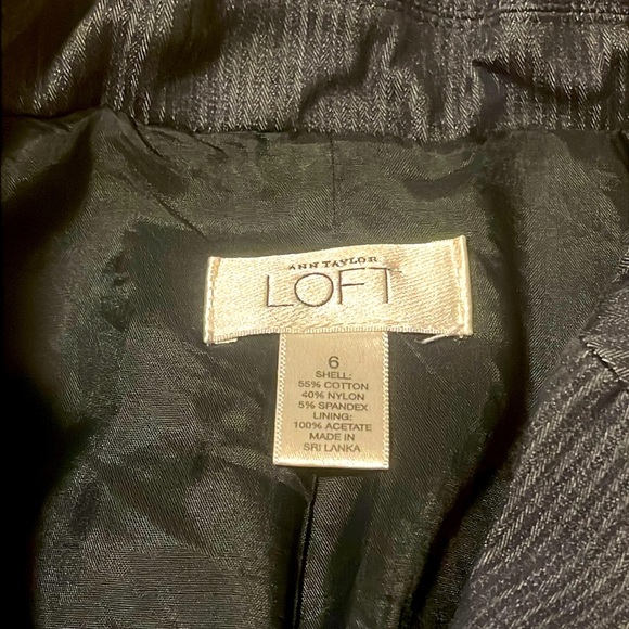 Ann Taylor LOFT Navy/Denim 3 Button Blazer Size 6 - Picture 3 of 4
